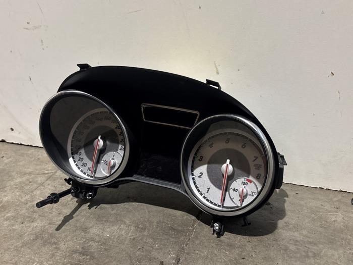 Kilometerteller KM Mercedes GLA