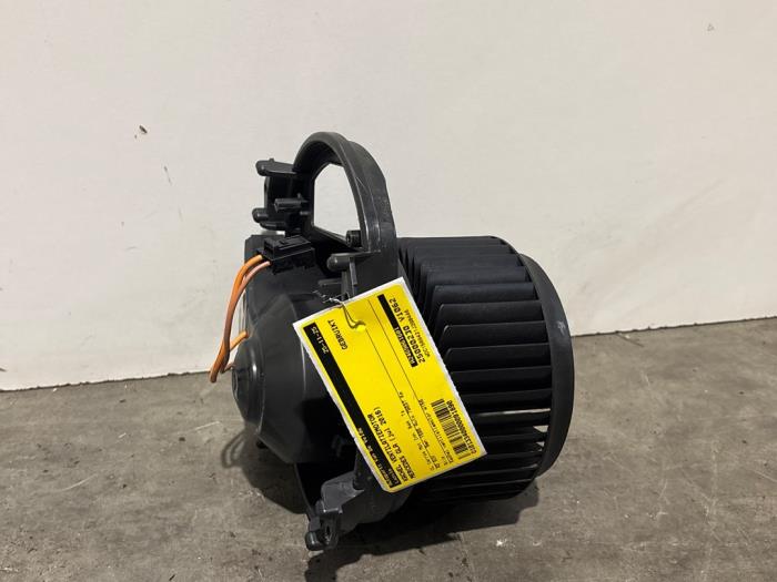 Moteur de ventilation chauffage Mercedes GLA