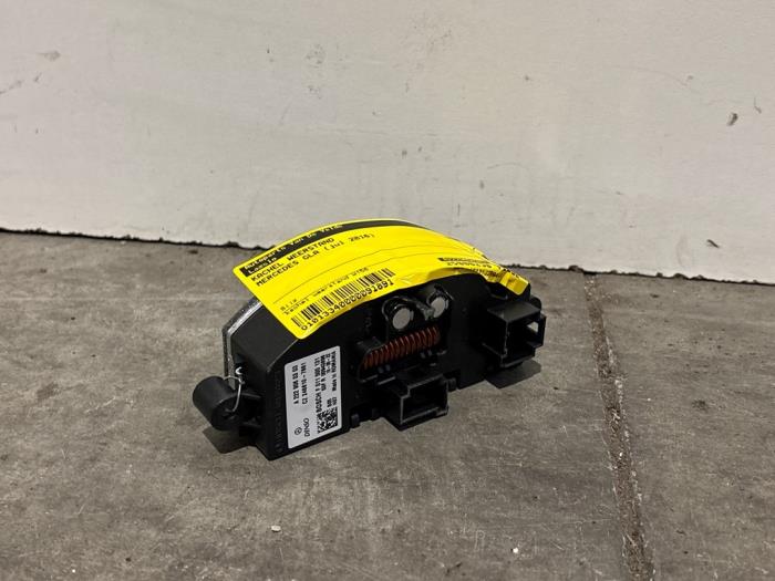 Opornik nagrzewnicy Mercedes GLA