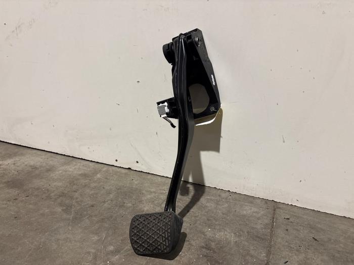 Pedal hamulca Mercedes GLA