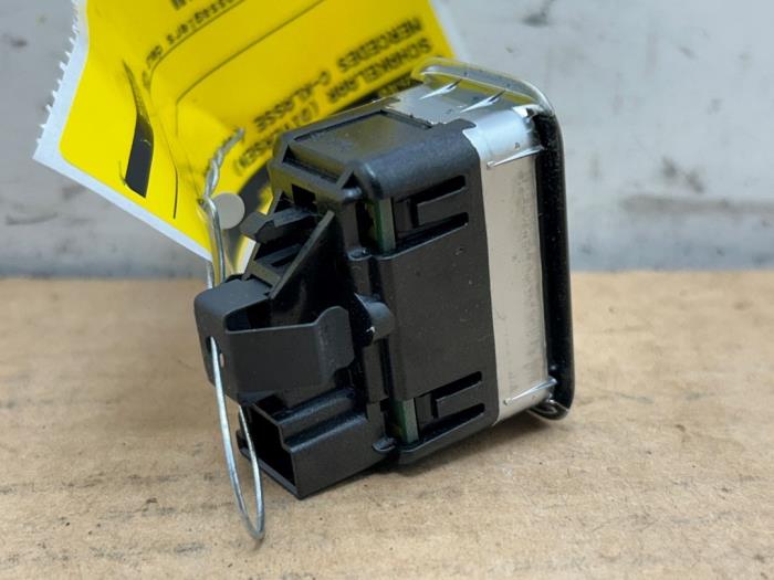 Switch (miscellaneous) Mercedes C-Klasse