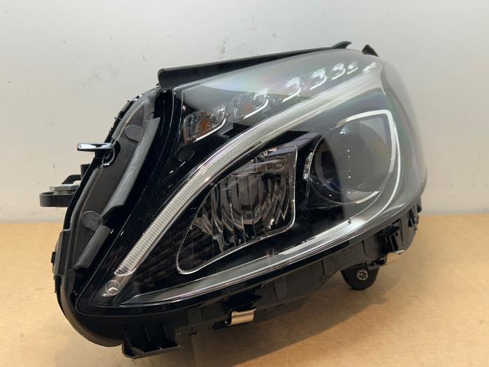 Phare gauche Mercedes C-Klasse