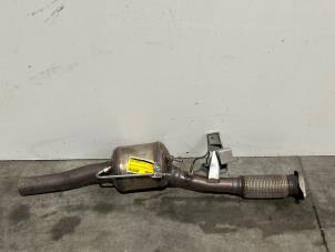 Gebruikte Uitlaat Middendemper Mercedes A (177.0) 1.3 A-180 Turbo 16V Prijs € 242,00 Inclusief btw aangeboden door Autoparts Van De Velde