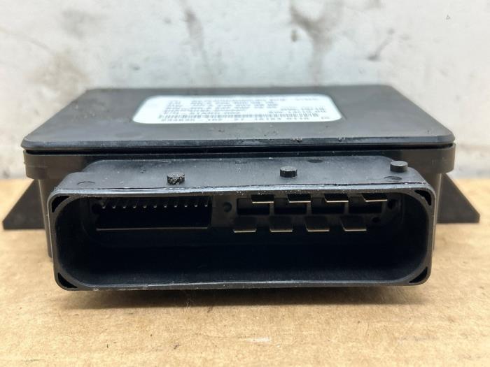 Parking brake module Mercedes GLA