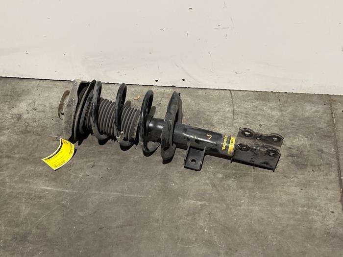 Amortyzator wstrzasów lewy przód Mercedes B-Klasse