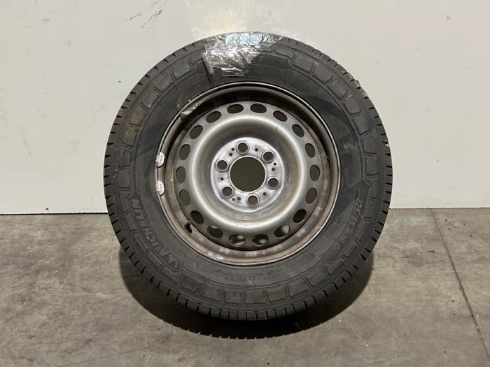 Obrecz + Opona Mercedes Sprinter