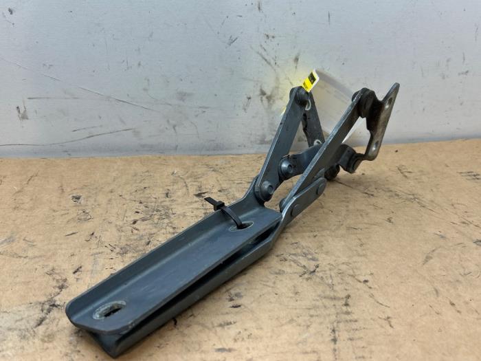 Bonnet Hinge Mercedes A-Klasse