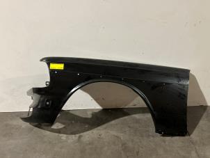 Gebruikte Voorscherm links Mercedes 200-280 (W123) 280 E Prijs € 108,90 Inclusief btw aangeboden door Autoparts Van De Velde