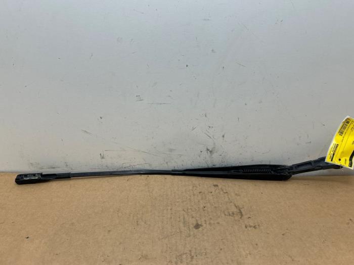 Front wiper arm Mercedes CLA