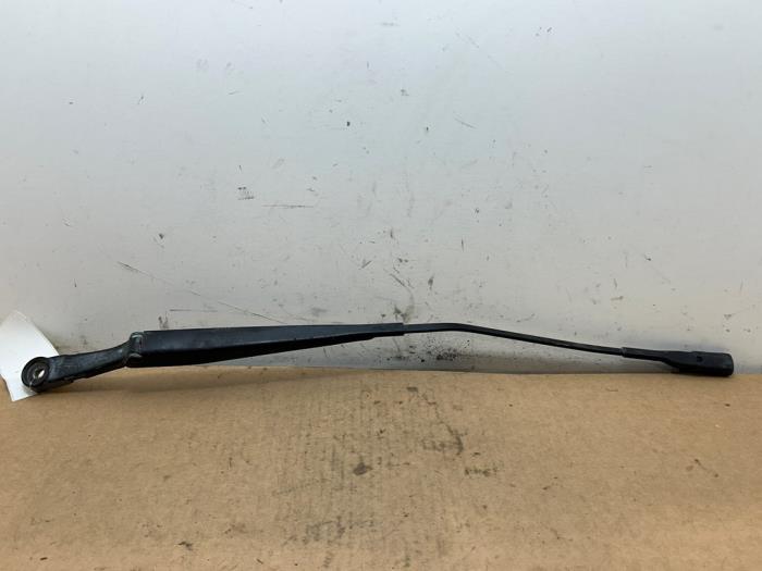 Scheibenwischerarm vorne Mercedes CLA