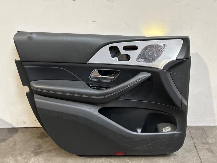 Tapicerka drzwi lewych przednich wersja 4-drzwiowa Mercedes GLE