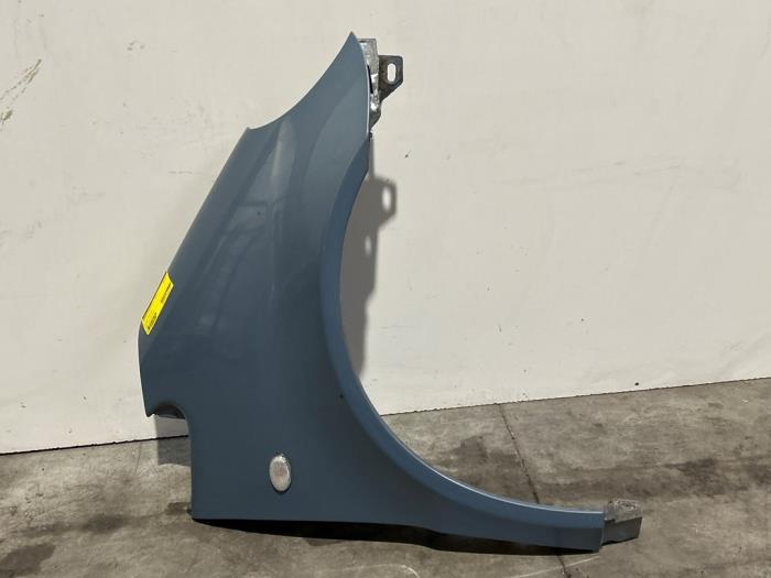 Blotnik prawy przód Mercedes A-Klasse