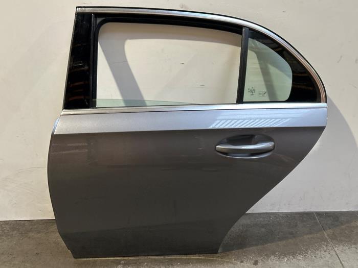 Puerta de 4 puertas izquierda detrás Mercedes A-Klasse