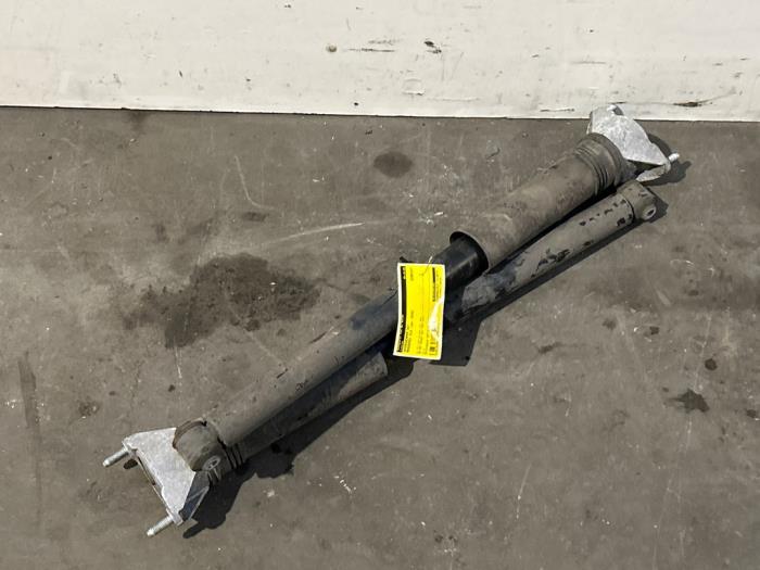 Stoßdämpferset Mercedes CLA