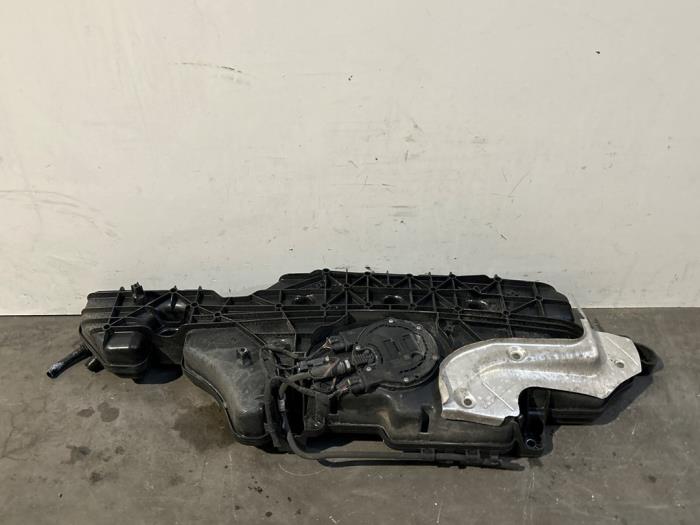 Zbiornik AdBlue Mercedes CLA