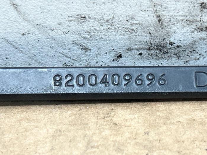 Bras essuie-glace avant Mercedes Citan