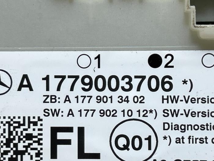 Central door locking module Mercedes CLA