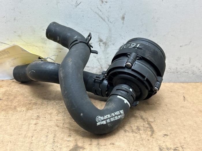 Extra waterpomp Mercedes Vito