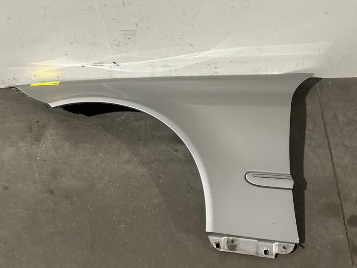 Aile avant gauche Mercedes C-Klasse