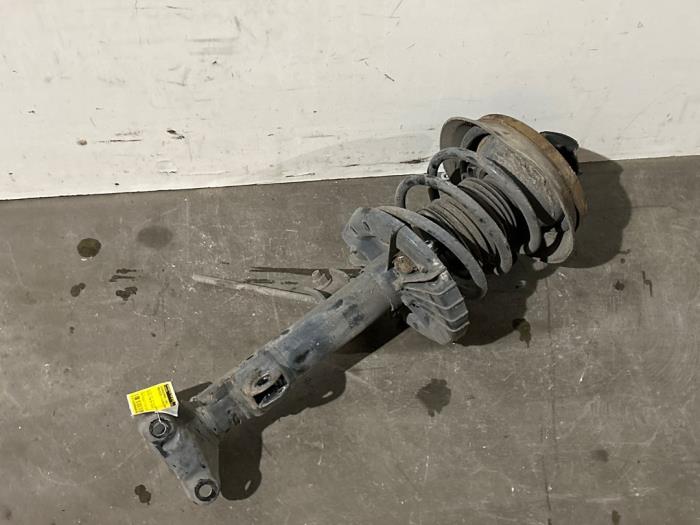 Fronts shock absorber, left Mercedes C-Klasse