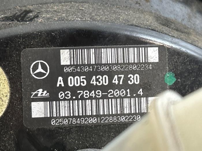 Brake servo Mercedes C-Klasse