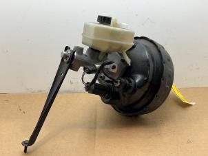 Gebruikte Rembekrachtiger Mercedes C Sportcoupé (C203) 1.8 C-180K 16V Prijs € 72,60 Inclusief btw aangeboden door Autoparts Van De Velde