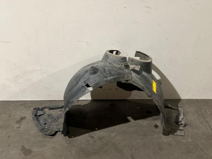 Nadkole Mercedes C-Klasse