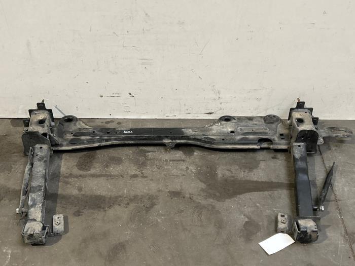 Barre radiateur Mercedes Citan