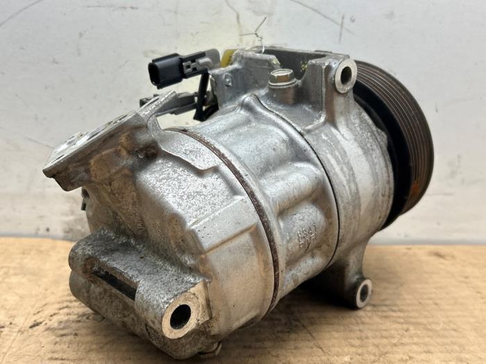 Bomba de aire acondicionado Mercedes Citan