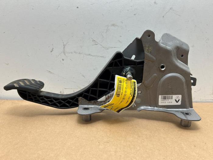 Clutch pedal Mercedes Citan