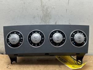 Gebruikte Chaufage Bedieningspaneel Mercedes SLK (R171) 1.8 200 K 16V Prijs € 211,75 Inclusief btw aangeboden door Autoparts Van De Velde