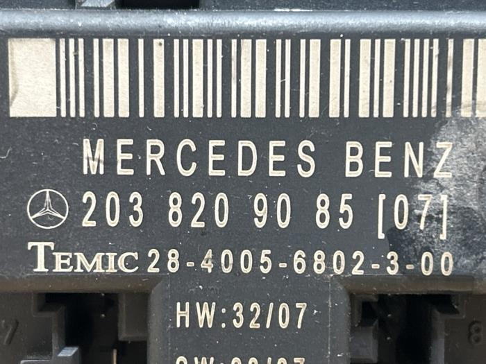 Module verrouillage central des portes Mercedes C-Klasse