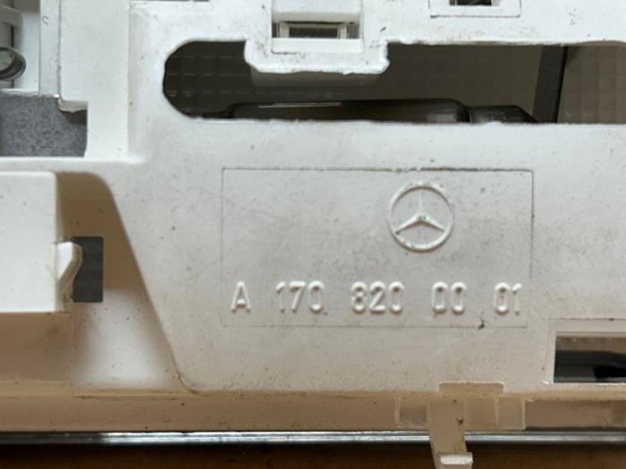 Oswietlenie wewnetrzne przód Mercedes SLK