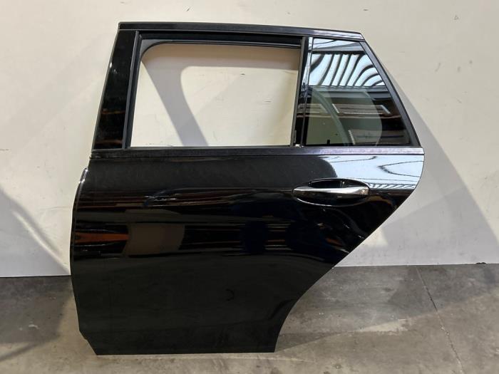 Tür 4-türig links hinten Mercedes C-Klasse