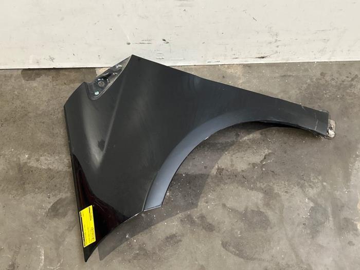 Ekran lewy przód Mercedes A-Klasse