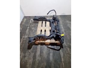 Gebruikte Subframe Mercedes A (W169) 2.0 A-180 CDI 16V Prijs € 332,75 Inclusief btw aangeboden door Autoparts Van De Velde