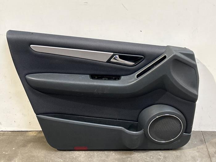 Revêtement portière 4portes avant gauche Mercedes A-Klasse