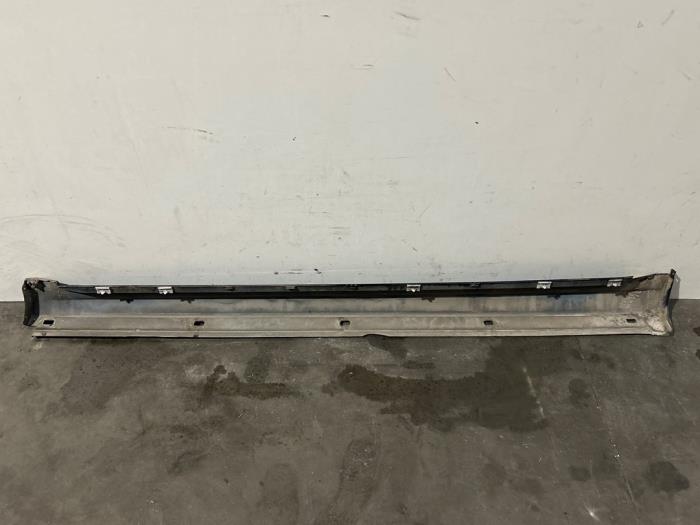 Sill, right Mercedes A-Klasse
