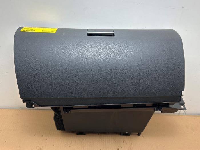 Boîte à gants Mercedes A-Klasse