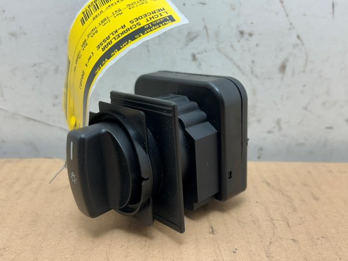 Przelacznik swiatel Mercedes A-Klasse