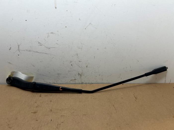 Ramie wycieraczki przedniej Mercedes B-Klasse