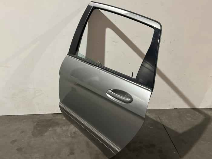 Puerta de 4 puertas izquierda detrás Mercedes B-Klasse