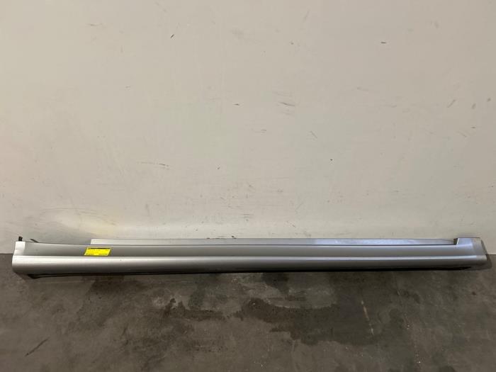 Seuil droit Mercedes B-Klasse