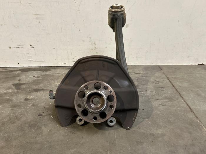 Sworzen prawy przód Mercedes B-Klasse