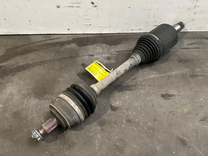 Arbre de transmission avant gauche Mercedes B-Klasse