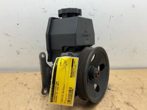 Gebruikte Servopomp Mercedes SLK (R170) 2.0 200 16V Prijs € 90,75 Inclusief btw aangeboden door Autoparts Van De Velde