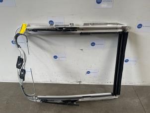 Gebruikte Zonneluifel Mercedes E (C207) E-220 CDI 16V BlueEfficiency Prijs € 181,50 Inclusief btw aangeboden door Autoparts Van De Velde