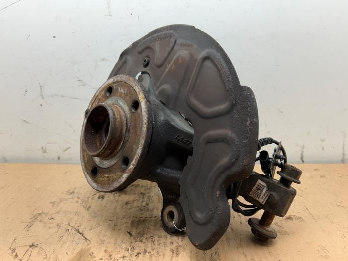 Achsschenkel links vorne Mercedes Vito