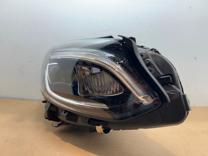 Faro derecha Mercedes B-Klasse