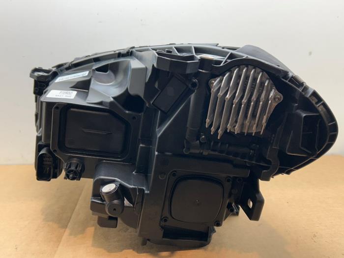 Faro derecha Mercedes B-Klasse